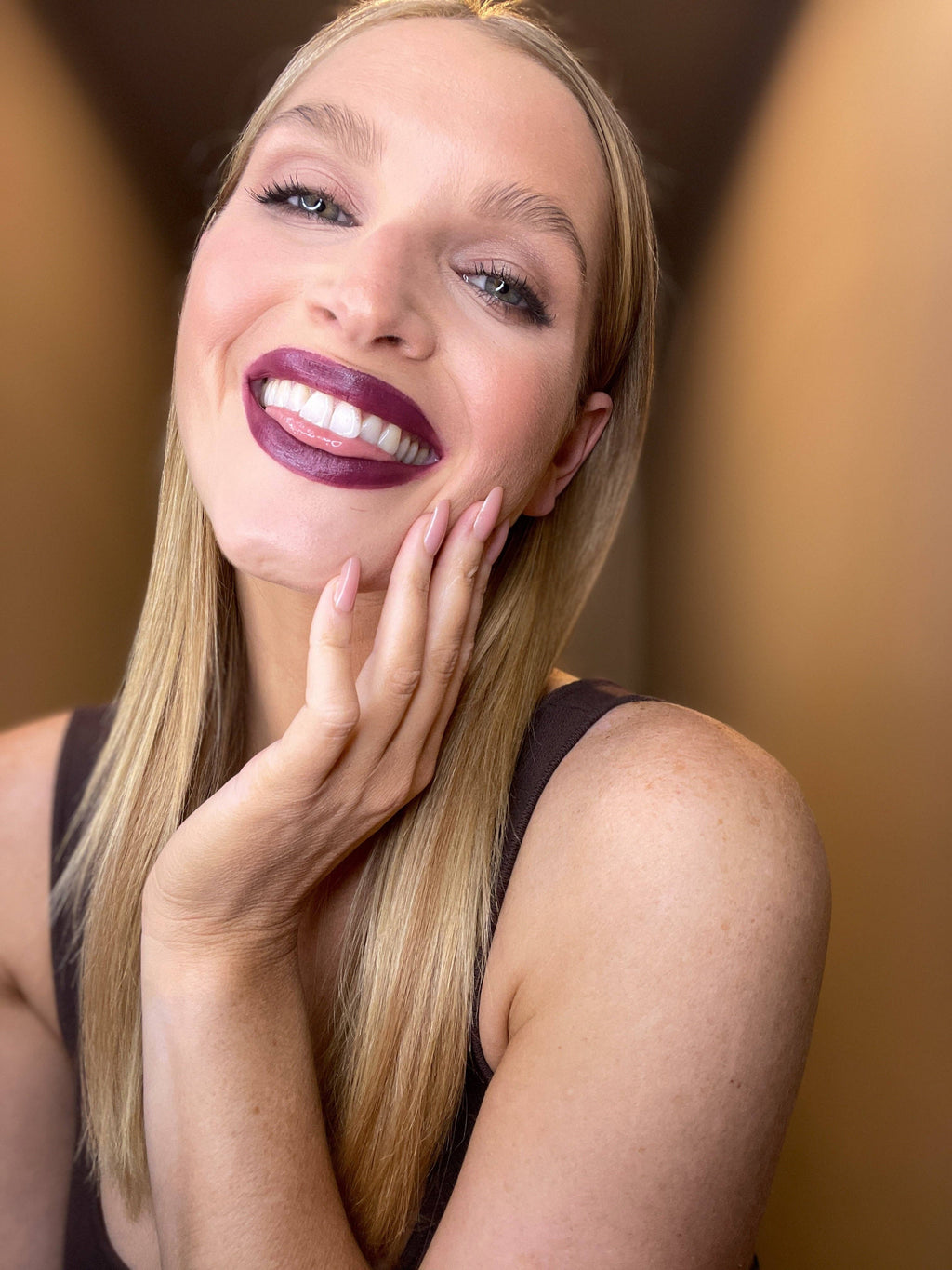 AUBERGINE - Matte finish